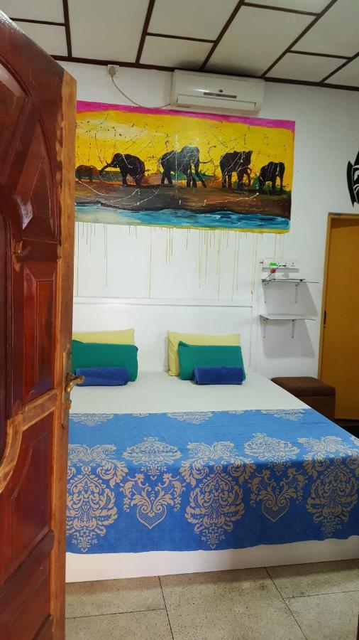 The Backpack Hub At Weligama Pansiyon Dış mekan fotoğraf